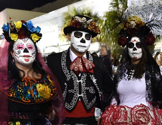 Dia-de-los-Muertos-Festival Dia-de-los-Muertos-Festival